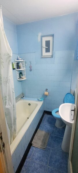 Obor, Colentina, stradal, Teiul Doamnei 10 minute metrou